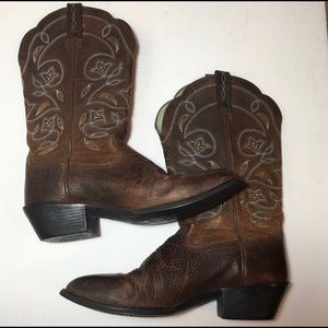 Women’s Ariat Heritage Boots 8.5B